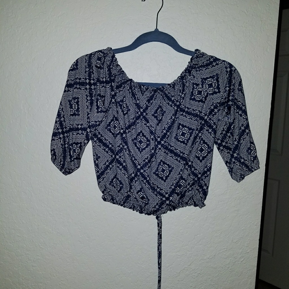 Crop top